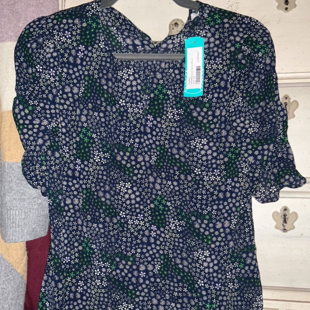 Stitch Fix Fun 2 Fun Floral Blue Top XS NWT